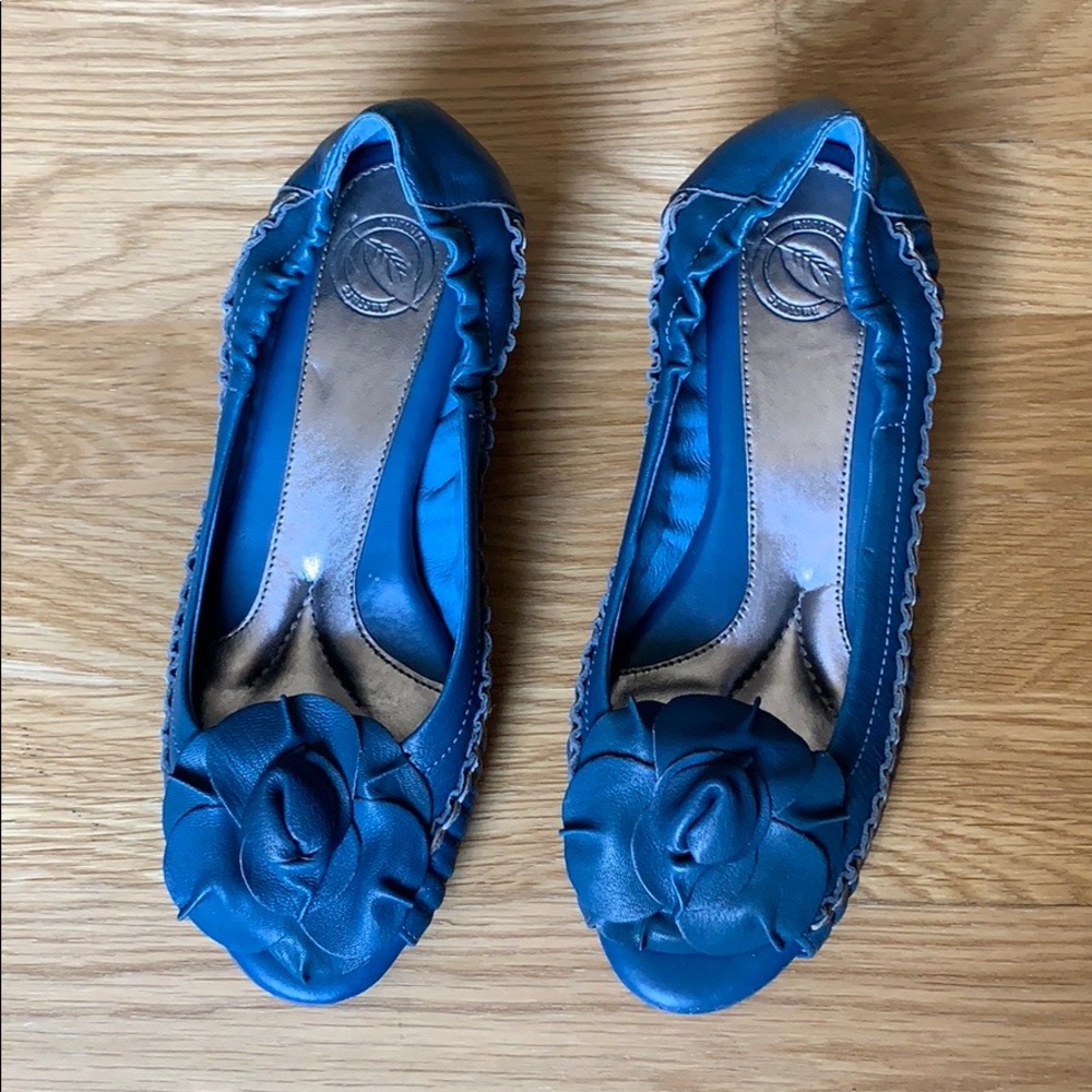 NURTURE SUPER COMFORTABLE AND SOFT SHOE TEAL